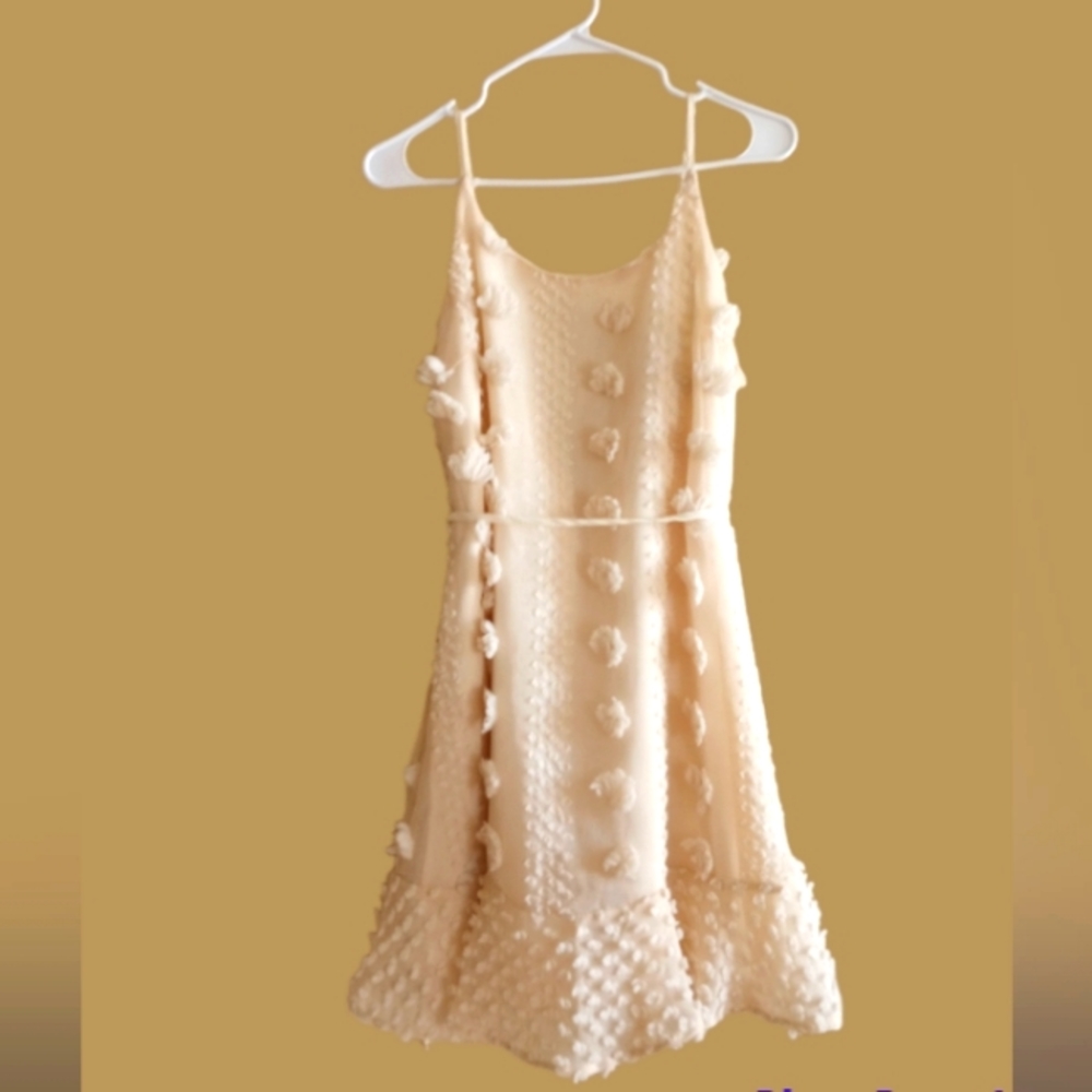 Simplee unique dress